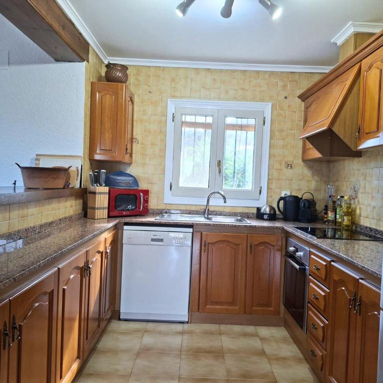 Villa with private pool in El Montgó, Denia - Casa de 2 dormitorios - 10