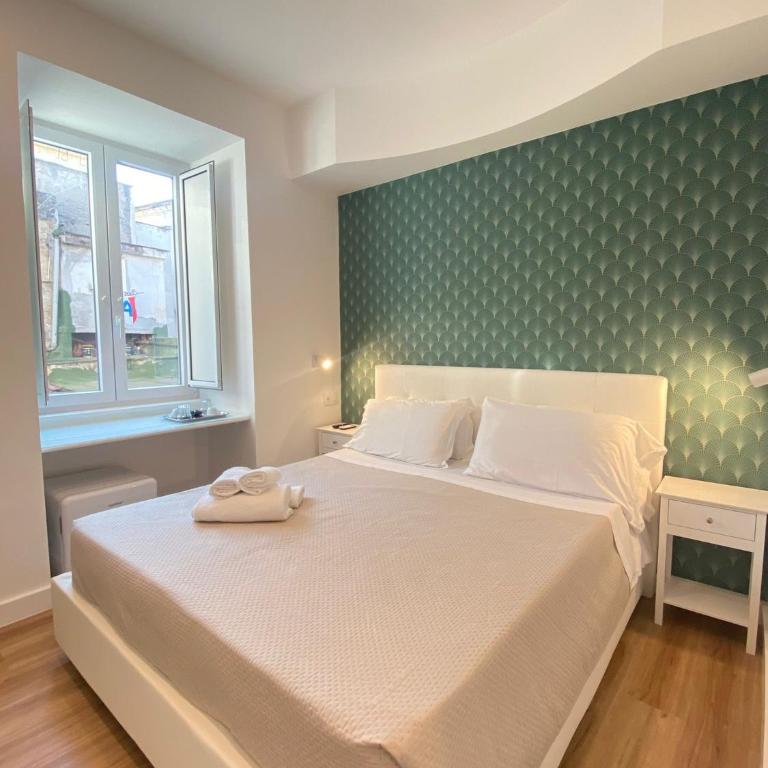 Hotel Europeo Napoli - Superior Double Room - 26
