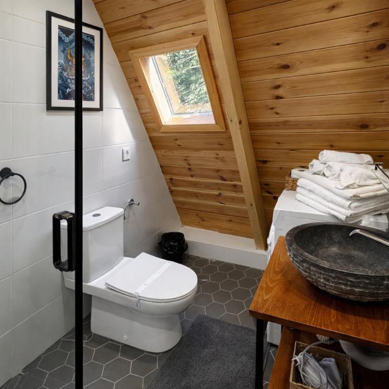 PeaksView Chalets - Superior Chalet - 2