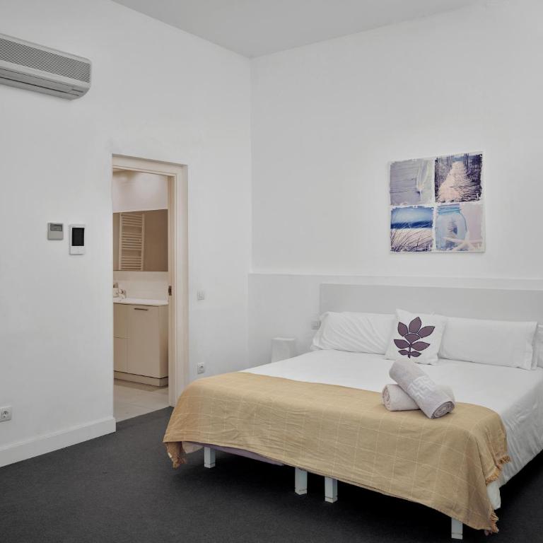 Villa in Sitges with Pool, Jacuzzi, BBQ, View, AC, 12Pax - Villa - 6
