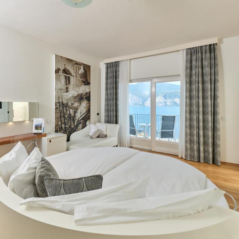 Hotel Capri - Junior Suite con Balcone - 4