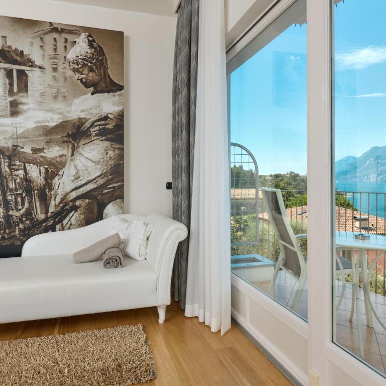 Hotel Capri - Junior Suite con Balcone - 6