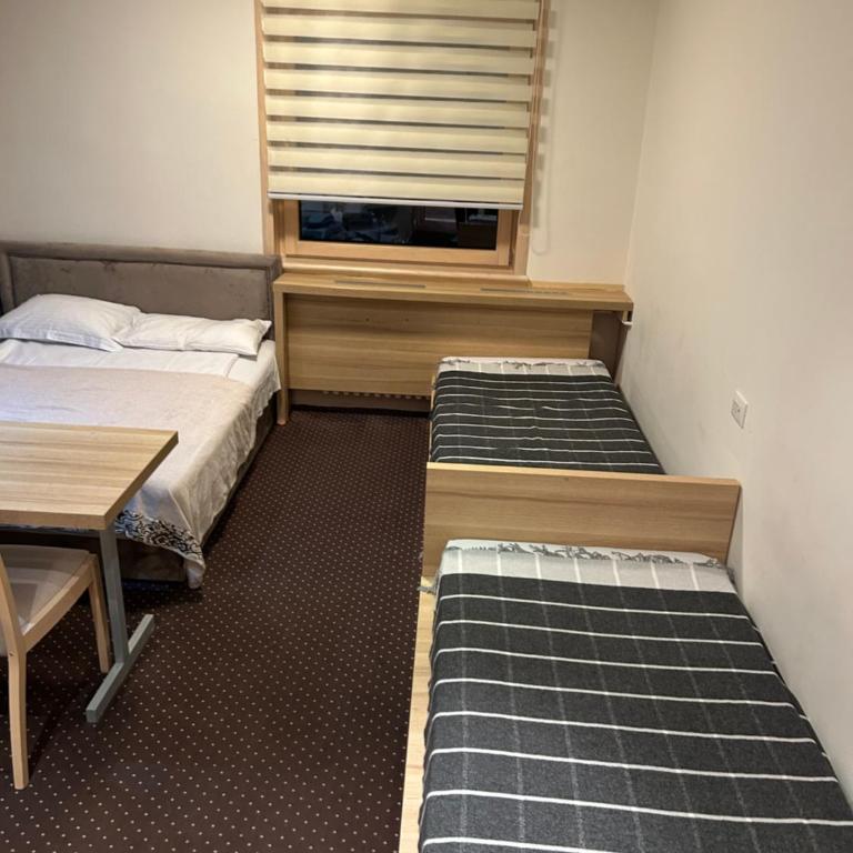 Apartmani Haski Konaci - Standard Twin Room with Sofa - 17