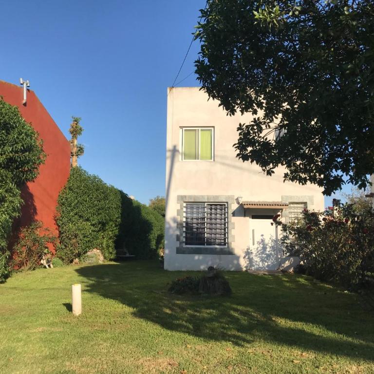 Huamelen - Three-Bedroom House - 16