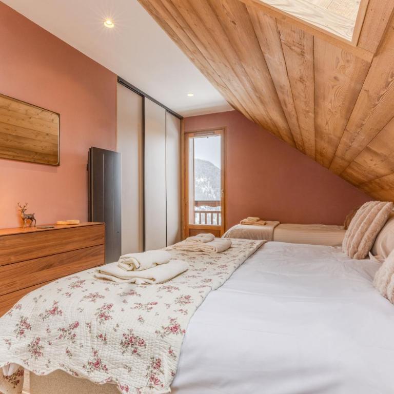 Ski Peak - Saskia Lodges 302 - Sensational NEW apartment - 3 bedroom, 3 bathroom - Chalet 3 Chambres - 19