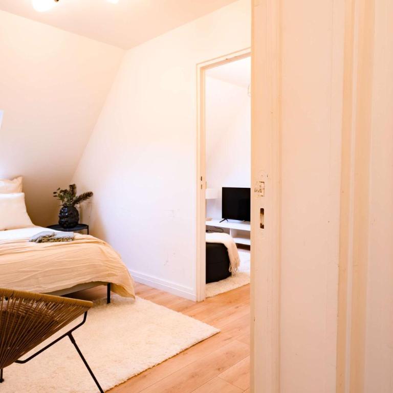 Peaceful Flat Martyrs for 6 Guests - Appartement - 7