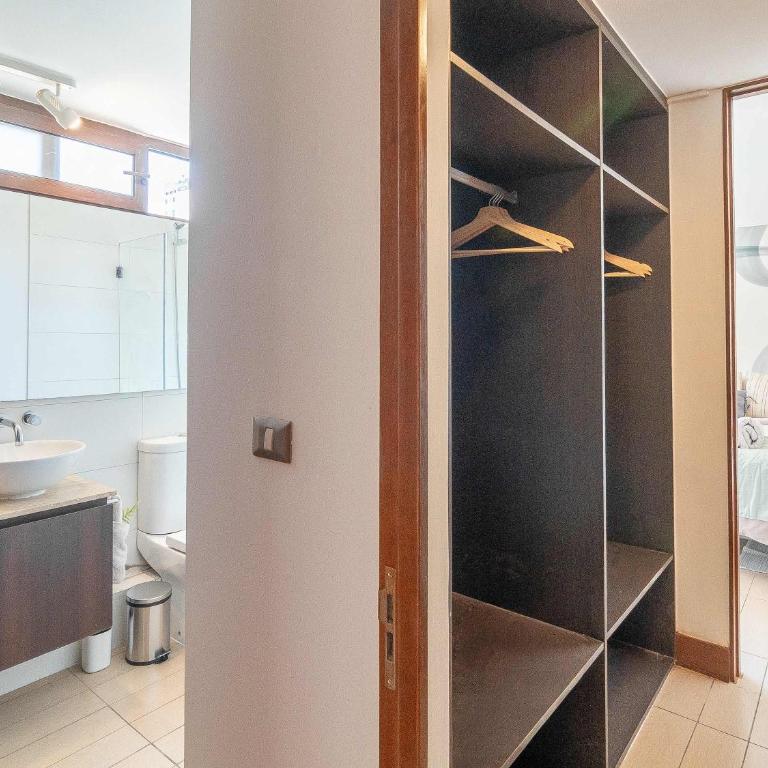 HOM I LasCondes I Metro Manquehue I Parking I 1D1B CAP208 - Apartment - 24