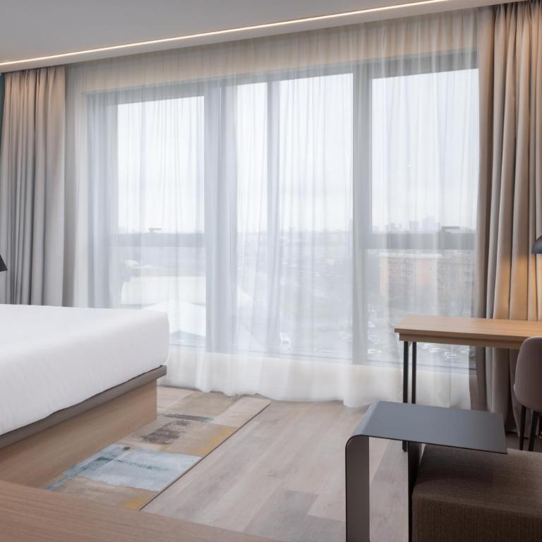 Residence Inn by Marriott Milano Linate - Monolocale Studio Apartment with King Bed and Skyline View - 2