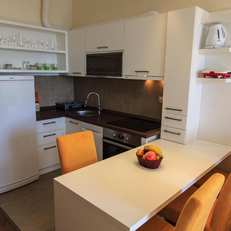 LuxBeachFront - Apartman s 1 Spavaćom Sobom i Pogledom na More - 5
