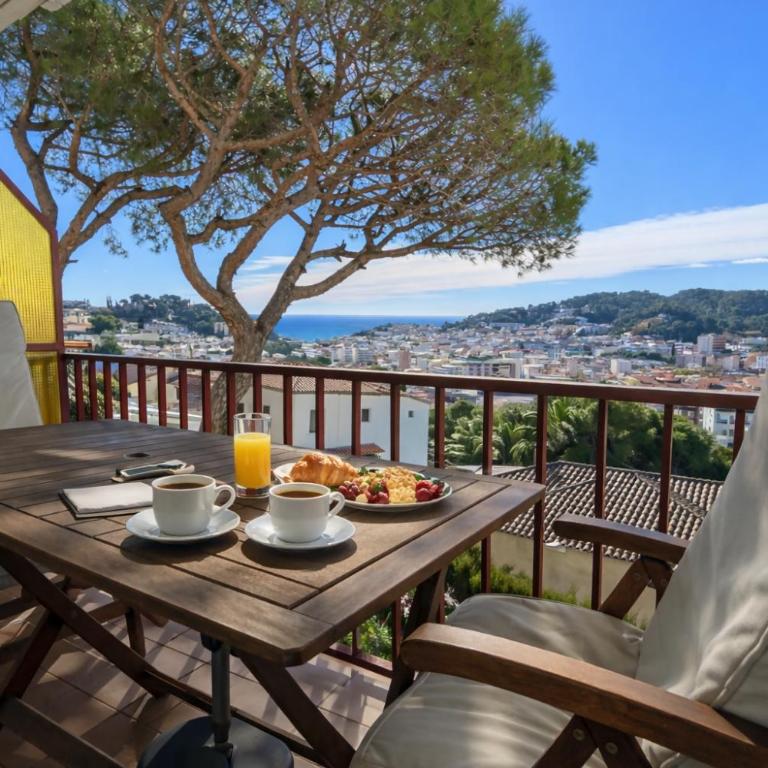 Pau Picasso 3 - Piso en Tossa con terraza y A/A - Apartamento con terraza - 1