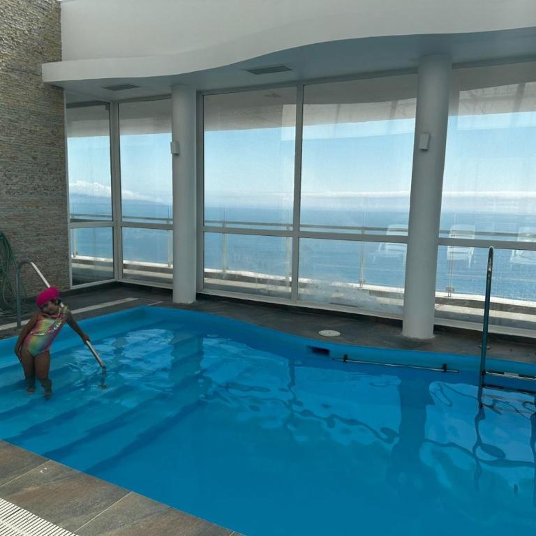 Incredible Ocean View - Two-Bedroom Apartment - 16