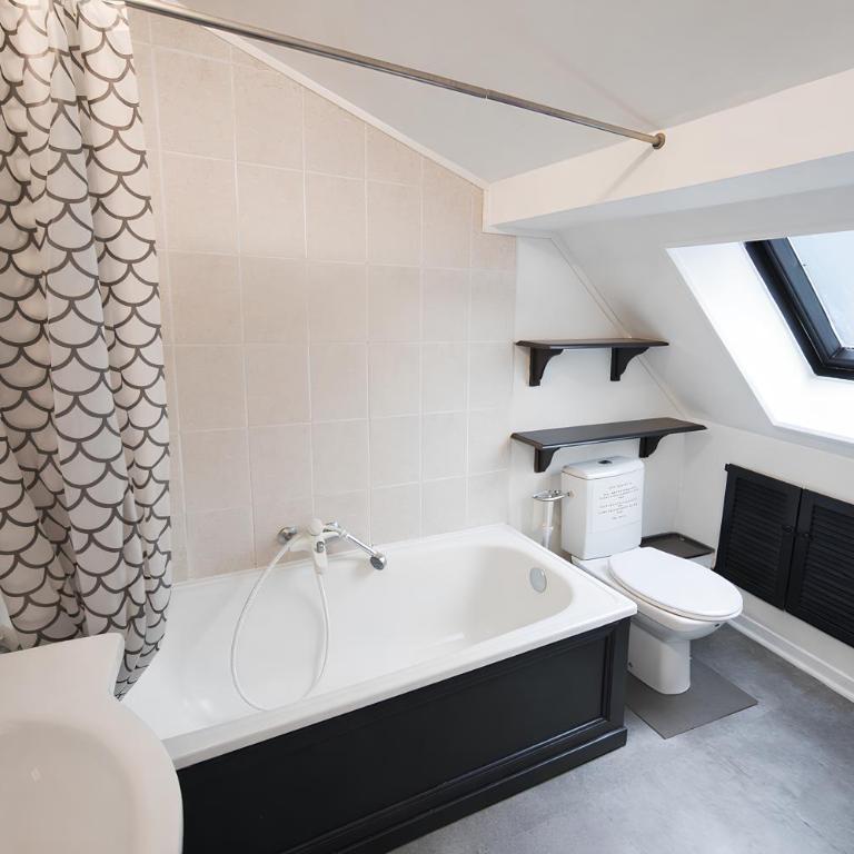 Maladrerie Duplex Proche Gare et Centre Rouen - Linge & Ménage Inclus - One-Bedroom Apartment - 4