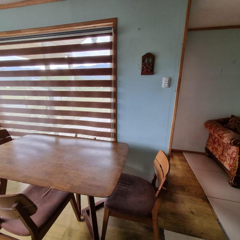 Casa familiar rodeada de vegetacion y con vista al mar - One-Bedroom House - 2