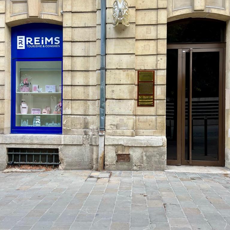 Studio moderne au pied de la Cathédrale de Reims - Apartamento de 1 dormitorio - 2