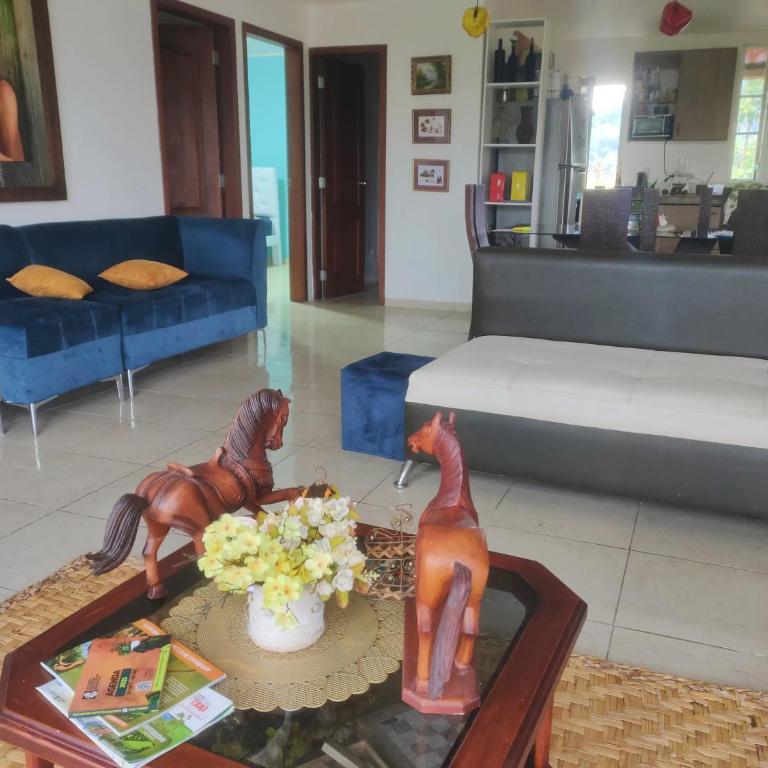 Casa de huespedes - Two-Bedroom Villa - 6