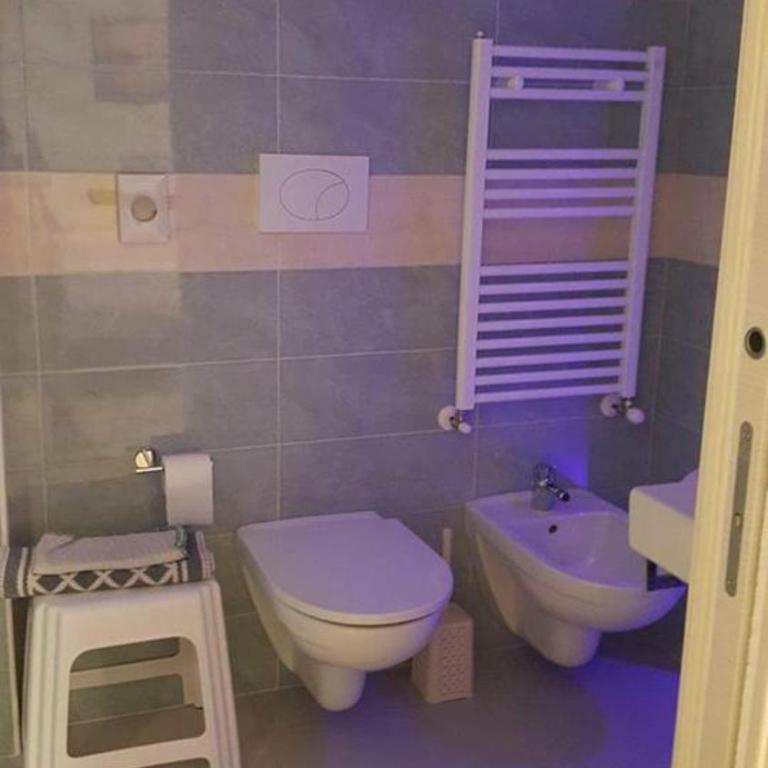 Hotel Lara - Small Double or Twin Room - 3