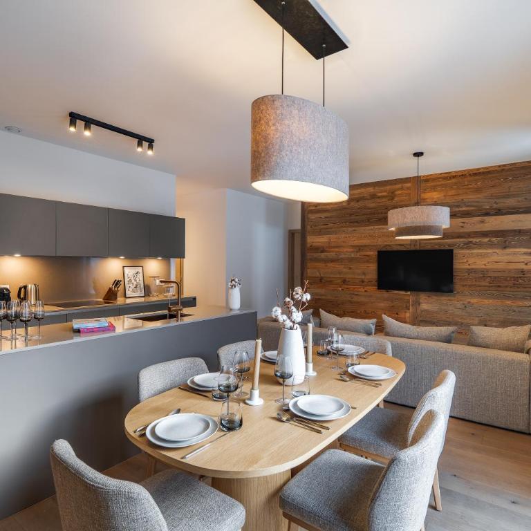 Guernerés & Spa by Alpine Resorts - Deluxe Apartment mit 3 Schlafzimmern - 1