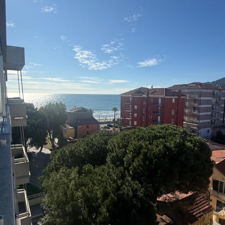 Fronte mare con terrazza e garage - Appartamento - 6