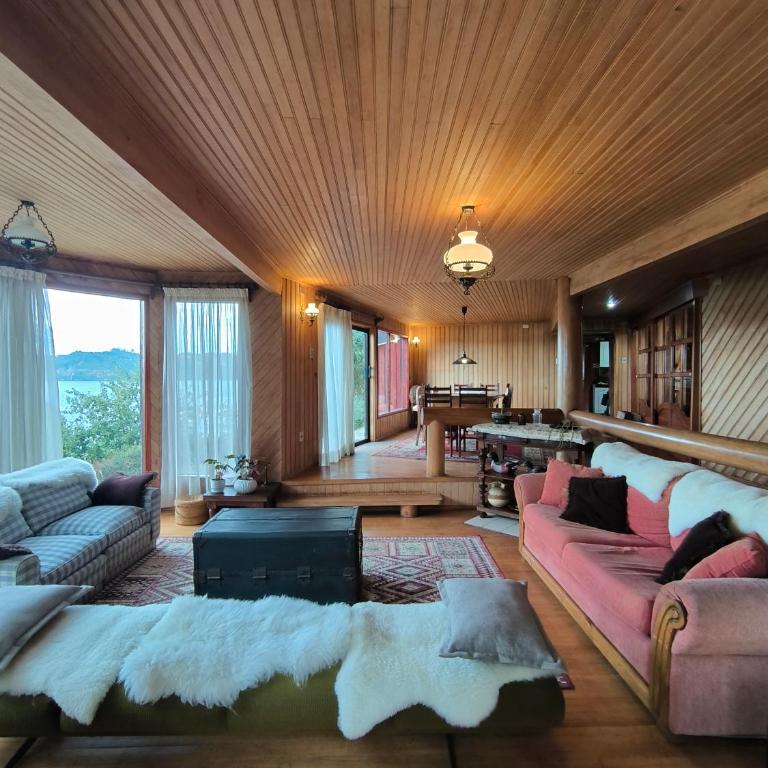 Casa de la bahia de Chiloé - Five-Bedroom House - 12