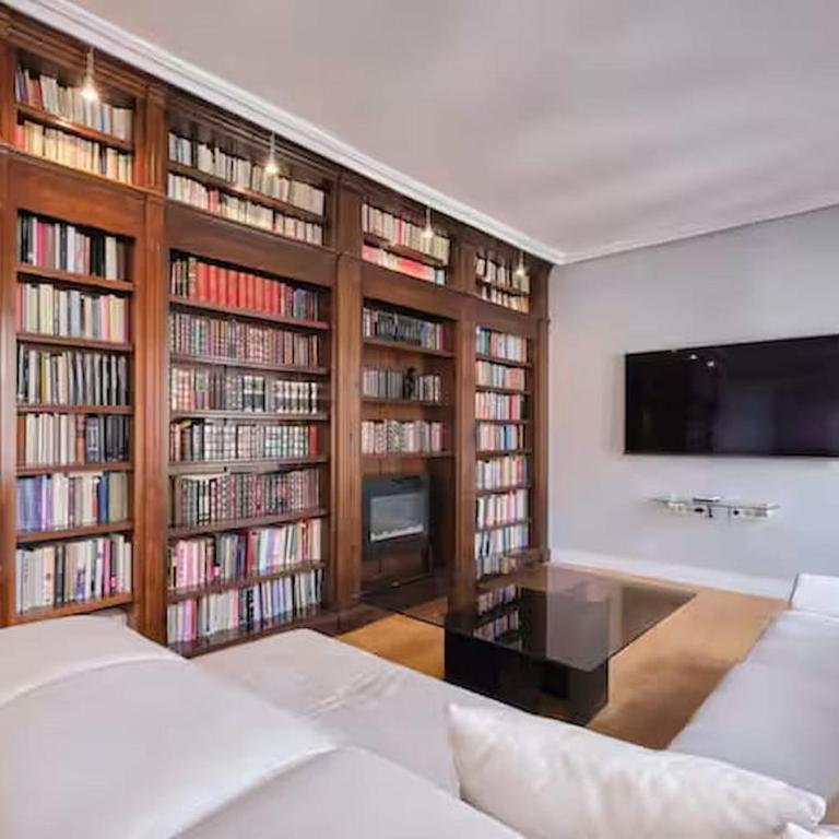 Exclusive sophisticated duplex-3Bdrs 2Bath-Opera - Apartment - 8