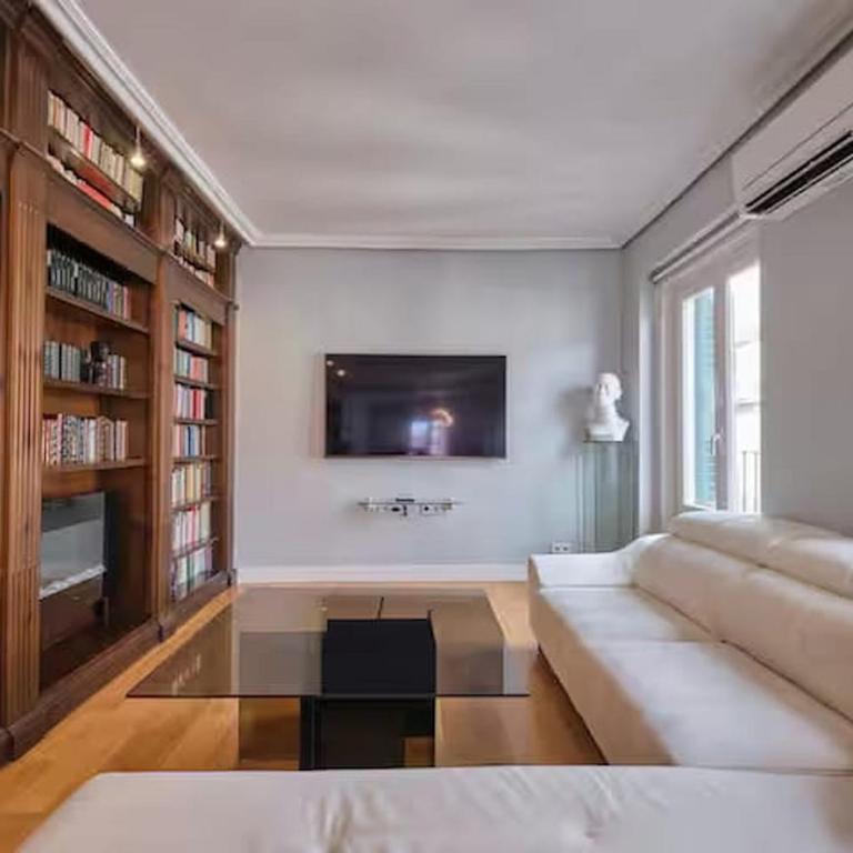 Exclusive sophisticated duplex-3Bdrs 2Bath-Opera - Apartment - 15