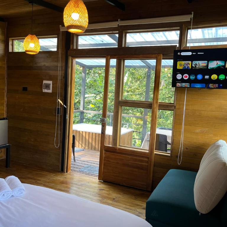 Cabaña tipo glamping en finca cafetera con zonas verdes, avistamiento de aves, paisaje cafetero - Chalet de 1 dormitorio - 15
