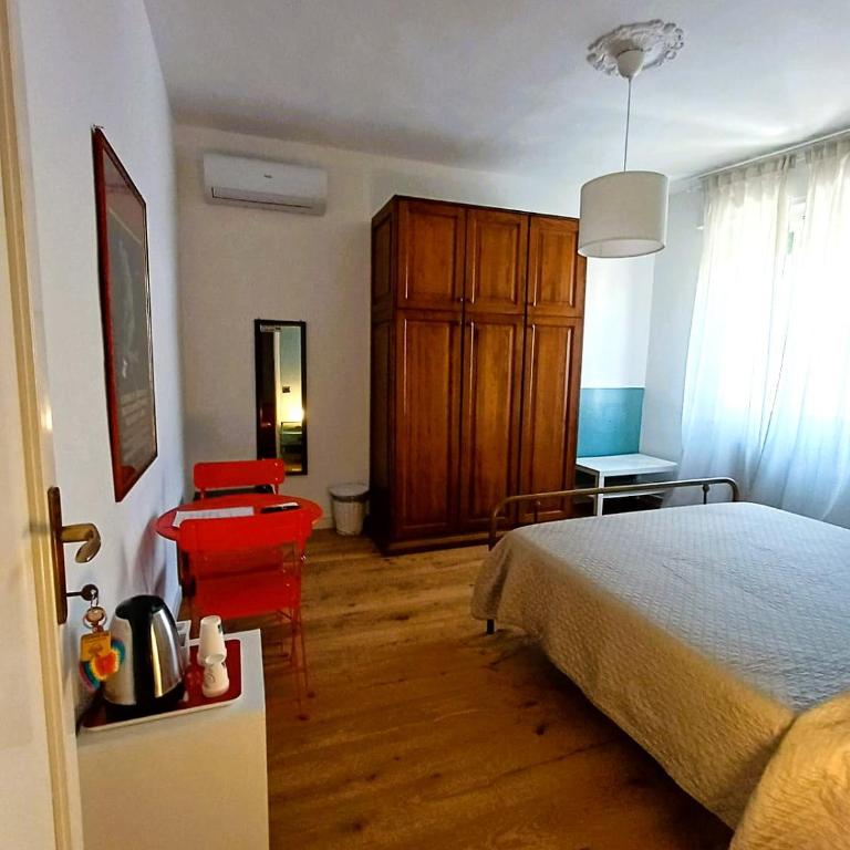 Livornine B&B - Deluxe Room (2 Adults + 1 Child) - 3
