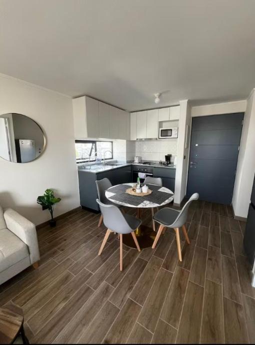 Grande y espacioso departamento cercano al centro - Apartamento de 1 dormitorio - 11