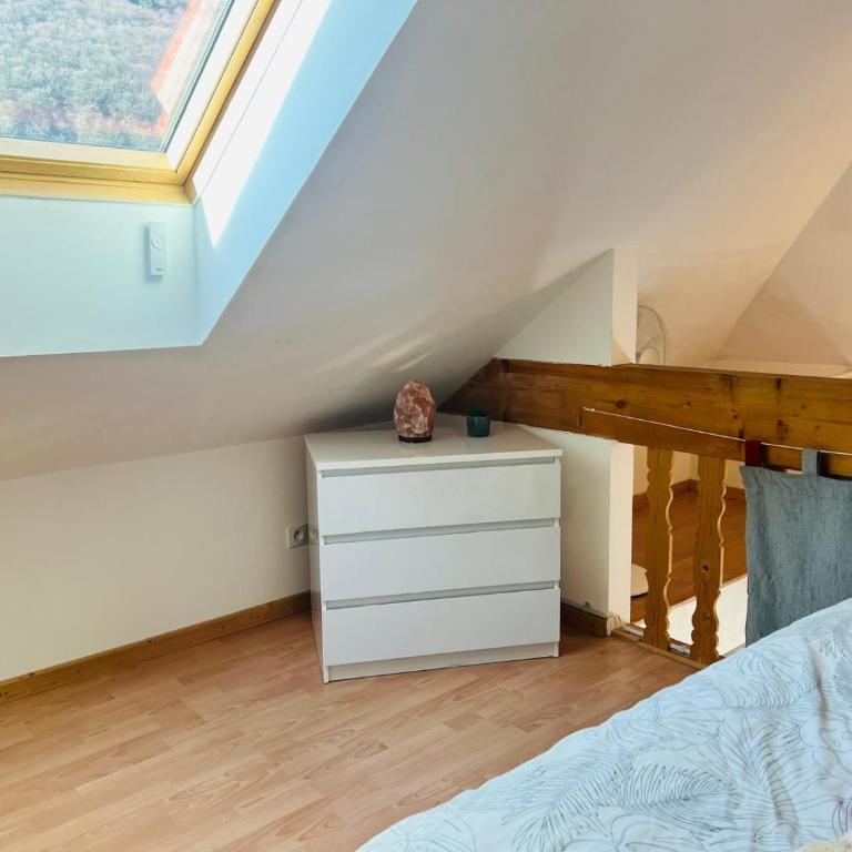 La Pause Entre Lacs - Parking et Clim - Appartement 3 Chambres - 10