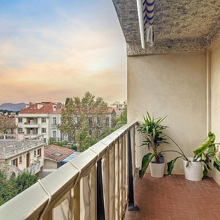 Le Grignan - Beaches 5 min walk & Terrace! - Appartamento con 1 Camera da Letto - 3