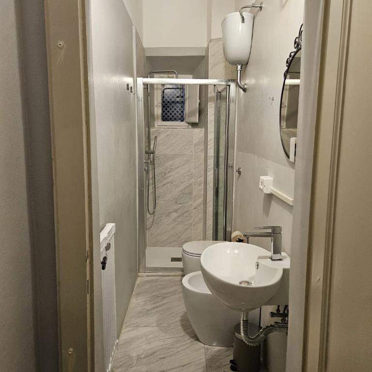 Tower Rooms - Camera Matrimoniale con Bagno Privato - 12
