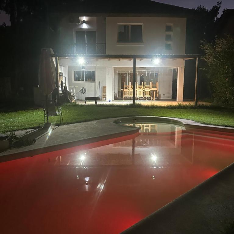 Hermosa casa en el Náutico Escobar Country Club - Casa de 3 dormitorios - 14