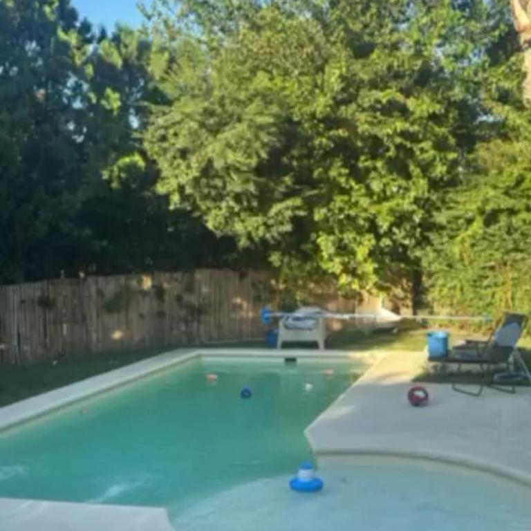 Hermosa casa en el Náutico Escobar Country Club - Casa de 3 dormitorios - 18