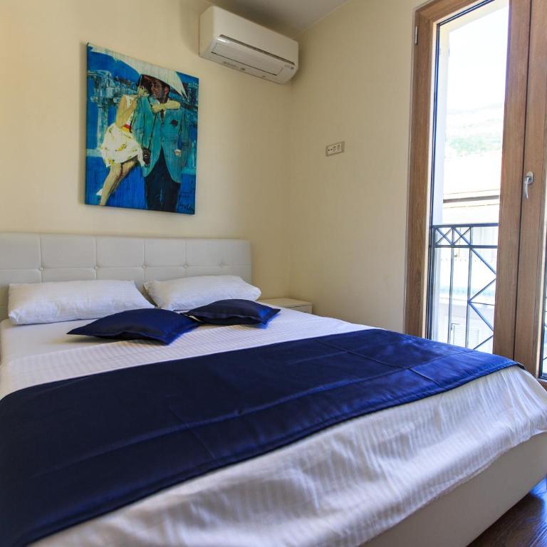 LuxBeachFront - Apartman s 1 Spavaćom Sobom, Balkonom i Pogledom na More - 10