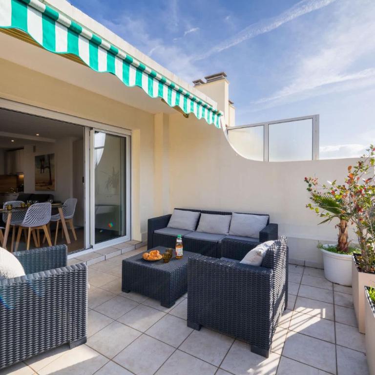Antibes SkyView - central, cocooning avec terrasse et parking - Appartement - 19