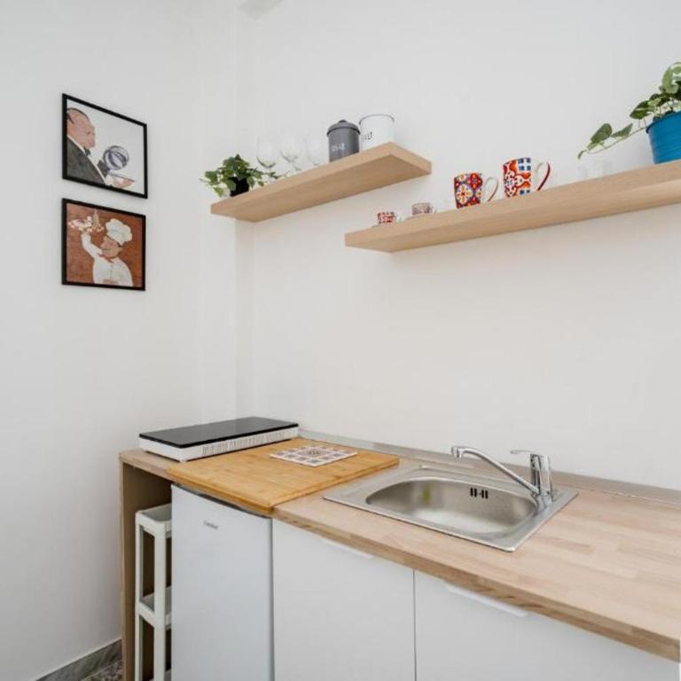 AuGuStea - Modern Central Suites - Appartamento - 2