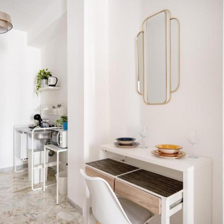 AuGuStea - Modern Central Suites - Appartamento - 24