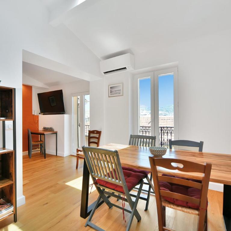 LE CHARMANT sublime Maison de Ville dans le Suquet au calme - Deluxe Apartment mit 3 Schlafzimmern - 2