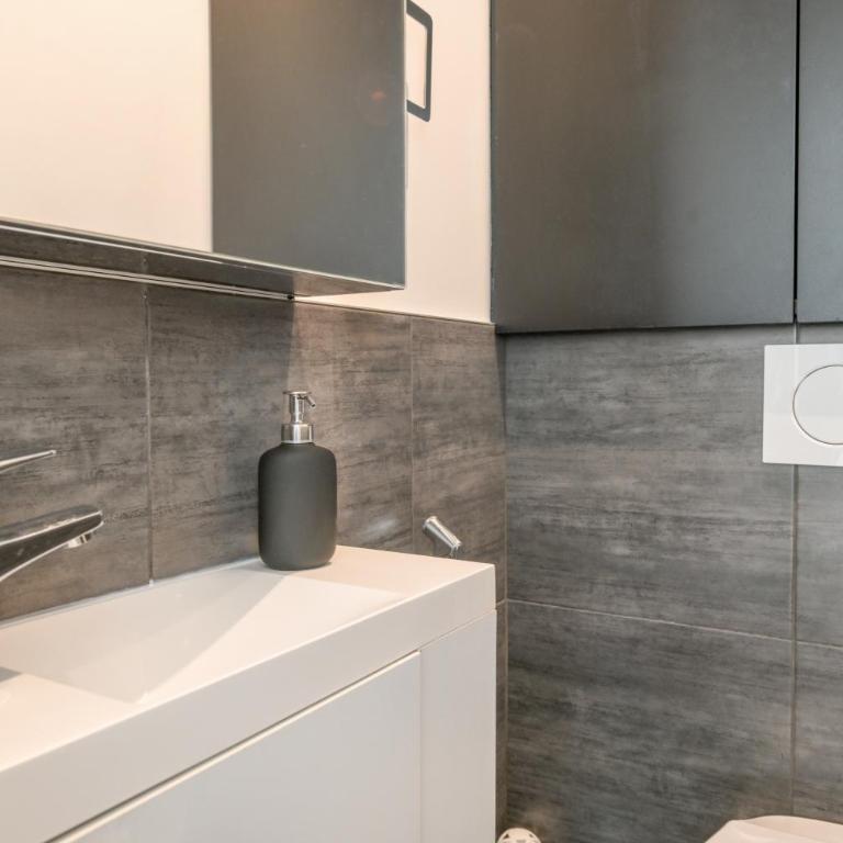 Paris Central 1 bedroom Apartment with AC - Appartement 1 Chambre - 34