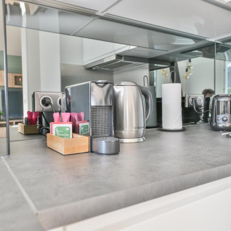 Paris Central 1 bedroom Apartment with AC - Appartement 1 Chambre - 17