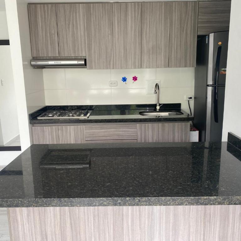 Apto nuevo, tranquilo y central - Apartamento de 2 dormitorios - 7