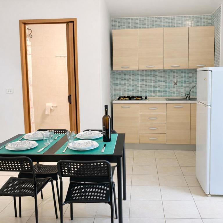 Camping Vieste Marina - Bungalow con 1 Camera da Letto - 1