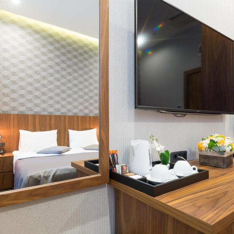Five Points Square - City Center - Economy Double Room - 1