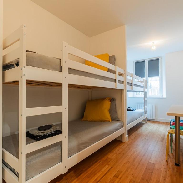 Suite Cathédrale Héritage - Three-Bedroom Apartment - 4