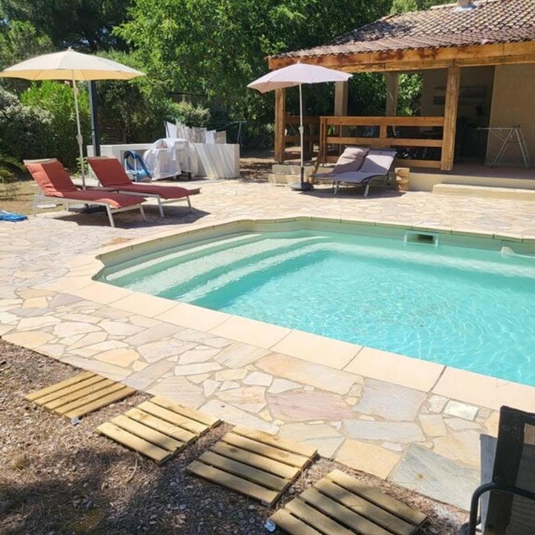 Charmante Villa Privée avec Piscine - Villa mit 3 Schlafzimmern - 2
