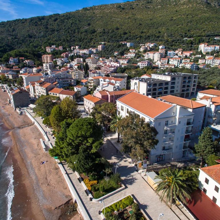 LuxBeachFront - Apartman s 1 Spavaćom Sobom, Balkonom i Pogledom na More - 15