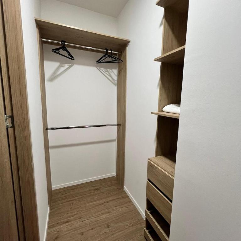 Apartamento de lujo con increíble vista en Cerritos - Three-Bedroom Apartment - 8