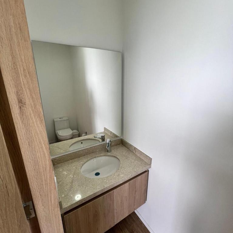 Apartamento de lujo con increíble vista en Cerritos - Three-Bedroom Apartment - 26