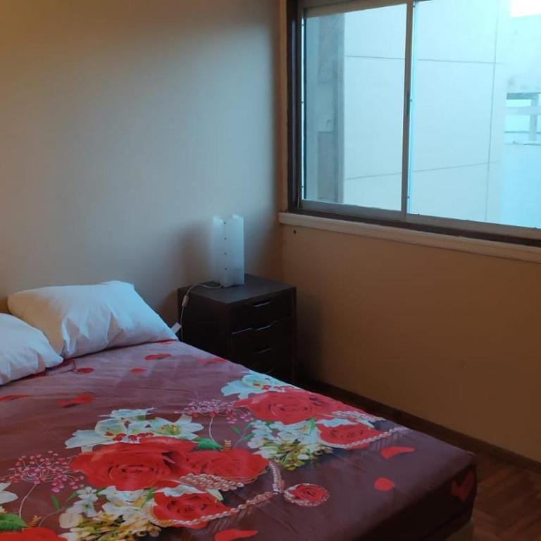 Check and Home - Balcarce II - 4 Huéspedes Zona La perla con Balcon - One-Bedroom Apartment with Balcony and Sea View - 1