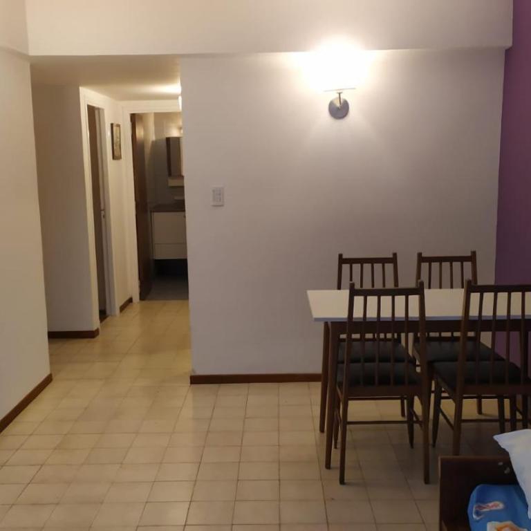 Check and Home - Balcarce II - 4 Huéspedes Zona La perla con Balcon - One-Bedroom Apartment with Balcony and Sea View - 9